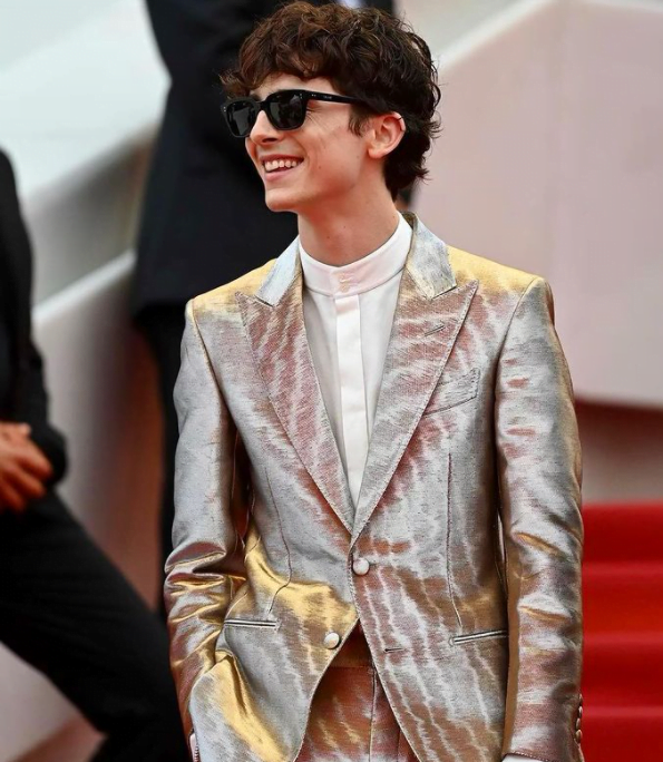 Wonka: Release date, cast, plot and everything we know about Timothée Chalamet's Willy Wonka reboot 2 Wonka release date timothee chalamet cast plot trailer willy wonka