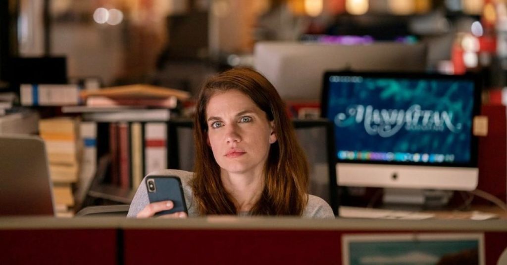 Inventing Anna real vs reel: Who is the real life journalist behind Vivian Kent? 4 Inventing Anna Netflix anna delvey vivian kent article cast real life