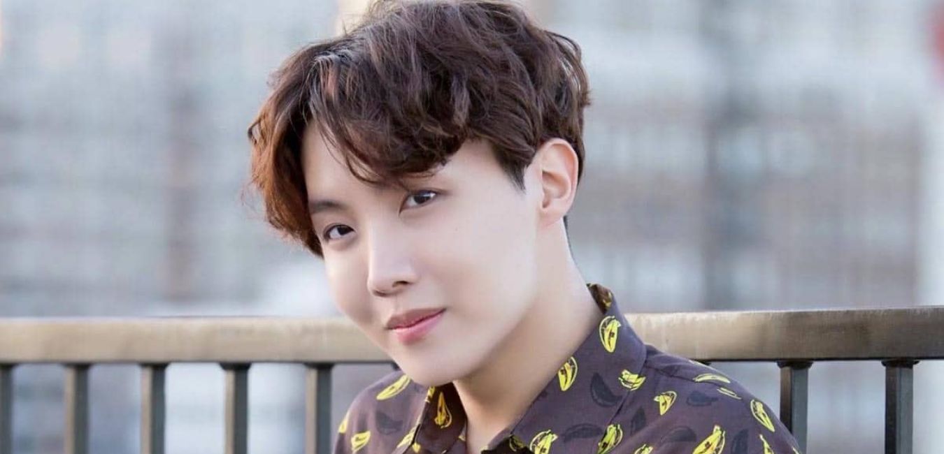 BTS' V's dog Yeontan features on Instagram much to Army's amazement 2 BTS V
