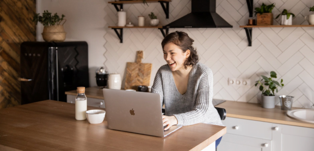 9 Things to keep in mind if you are looking for a partner online 3 Things to keep in mind