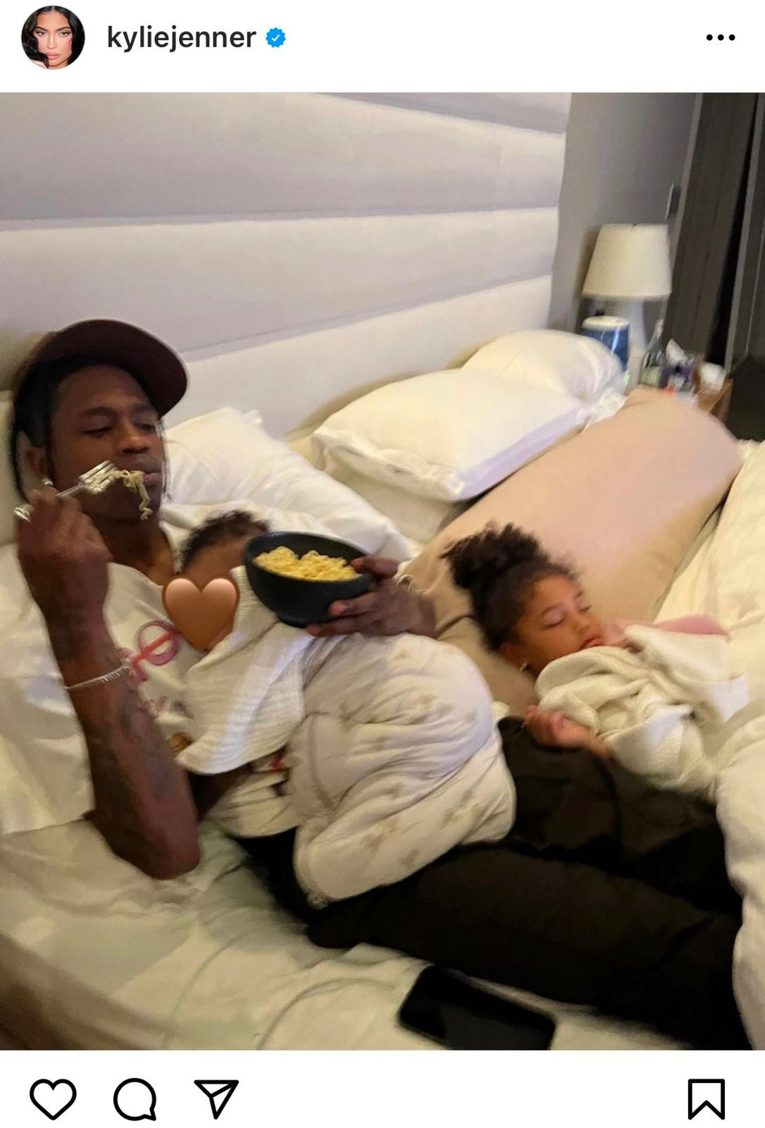 kylie jenner travis scott son