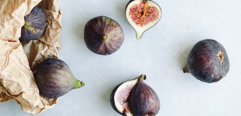 6 Incredible benefits of consuming figs soaked in water overnight