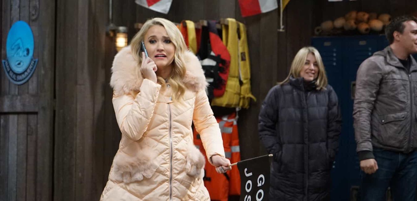Young & Hungry: When is it leaving Netflix? 2 Young & Hungry leaving Netflix