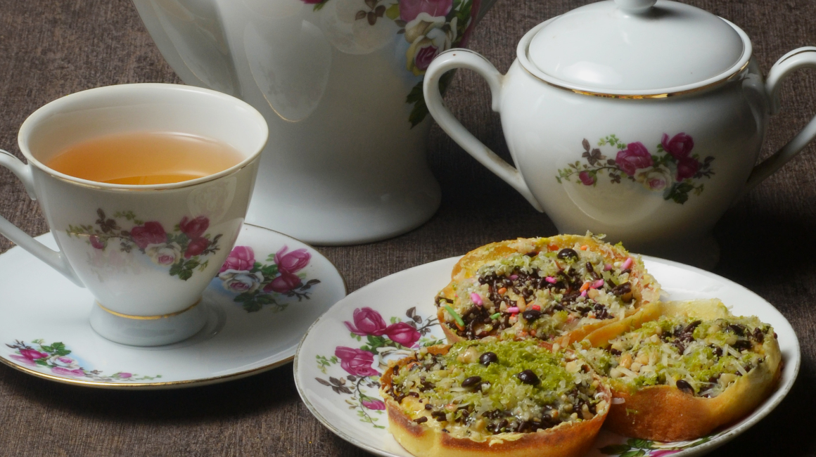 Kashmiri tea
