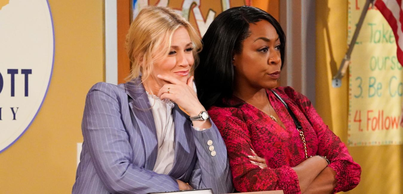 Is The Neighborhood Season 5 premiering in September 2022?