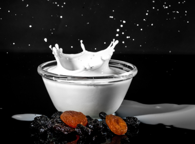 5-side-effects-of-drinking-too-much-milk