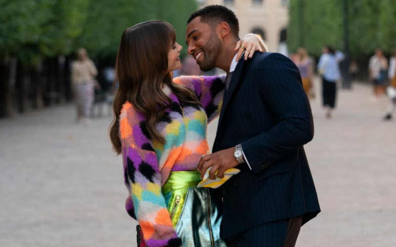 What time will Emily in Paris Season 3 air on Netflix?