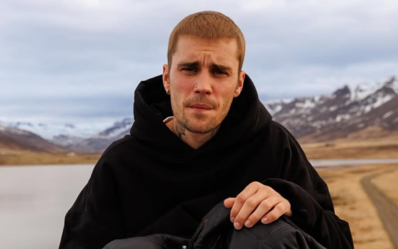 Justin Bieber says he gets 'forgiveness and love' that he doesn't 'deserve'  in cryptic post