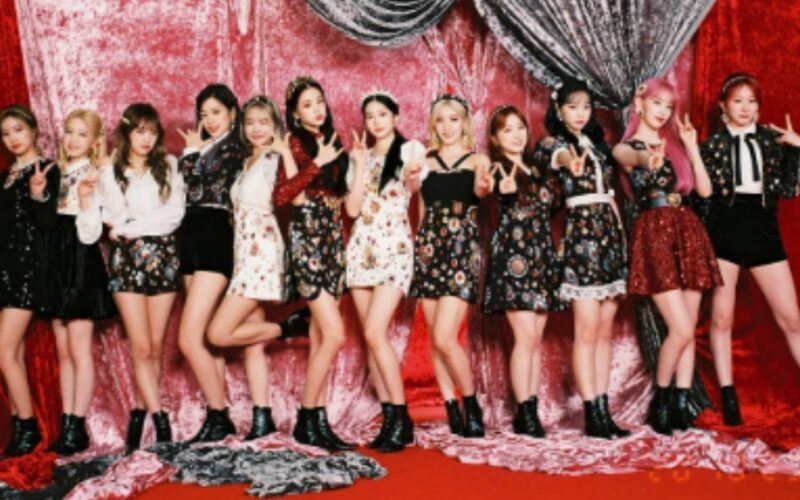 IZONE hits 200 million views