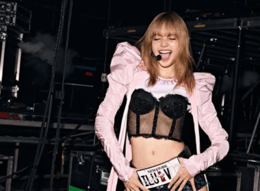 blackpink member lisa