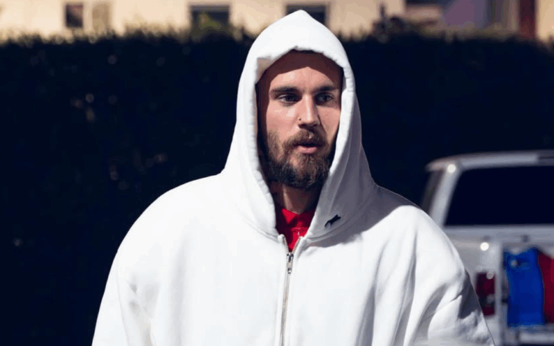 justin bieber responds to mom pattie prayers